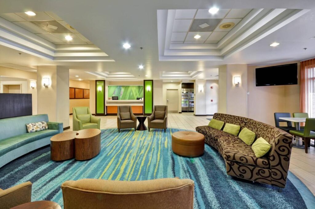 Island Suites Hobby Airport